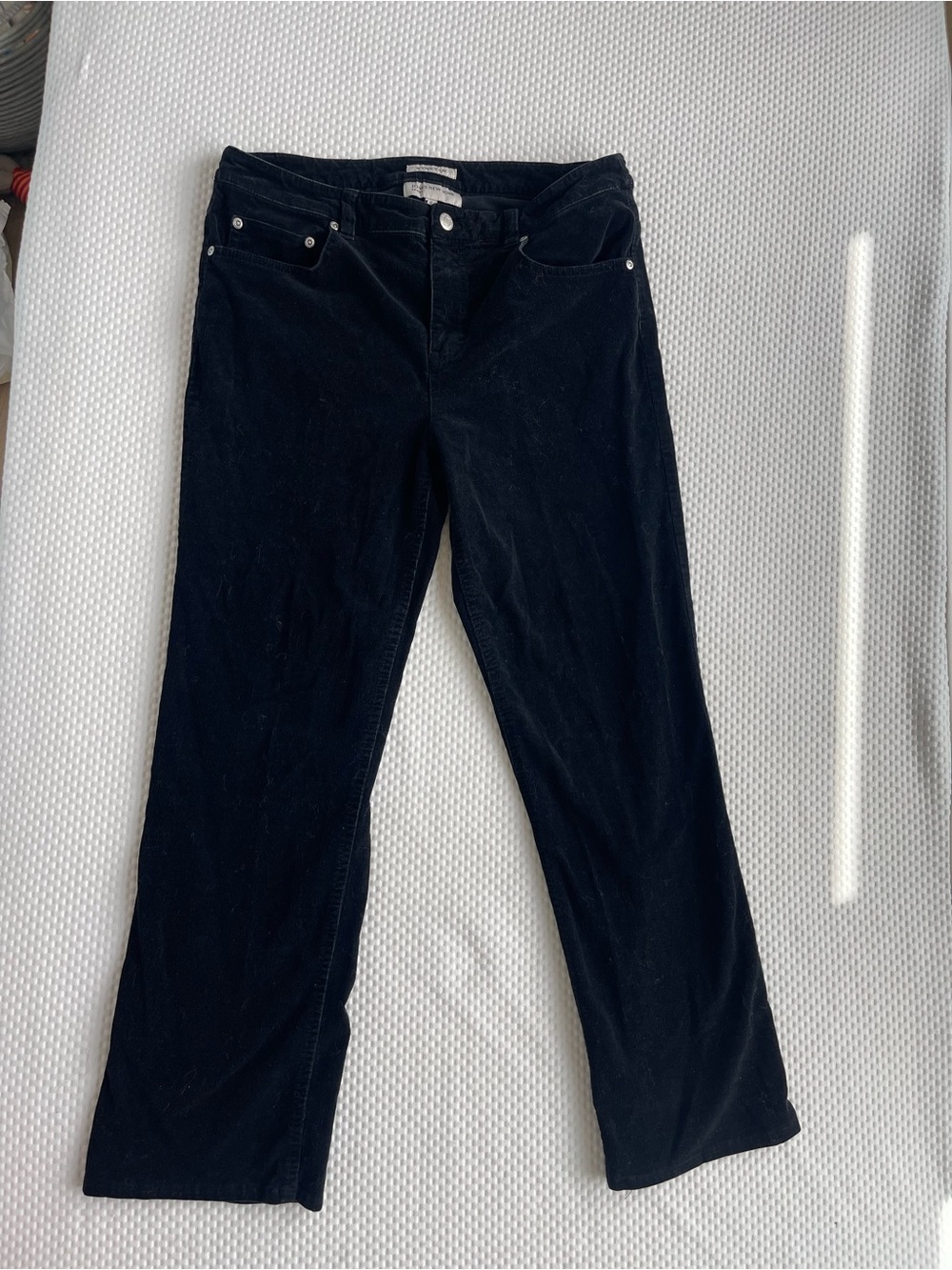 Jones New York Black Straight-Leg Jeans